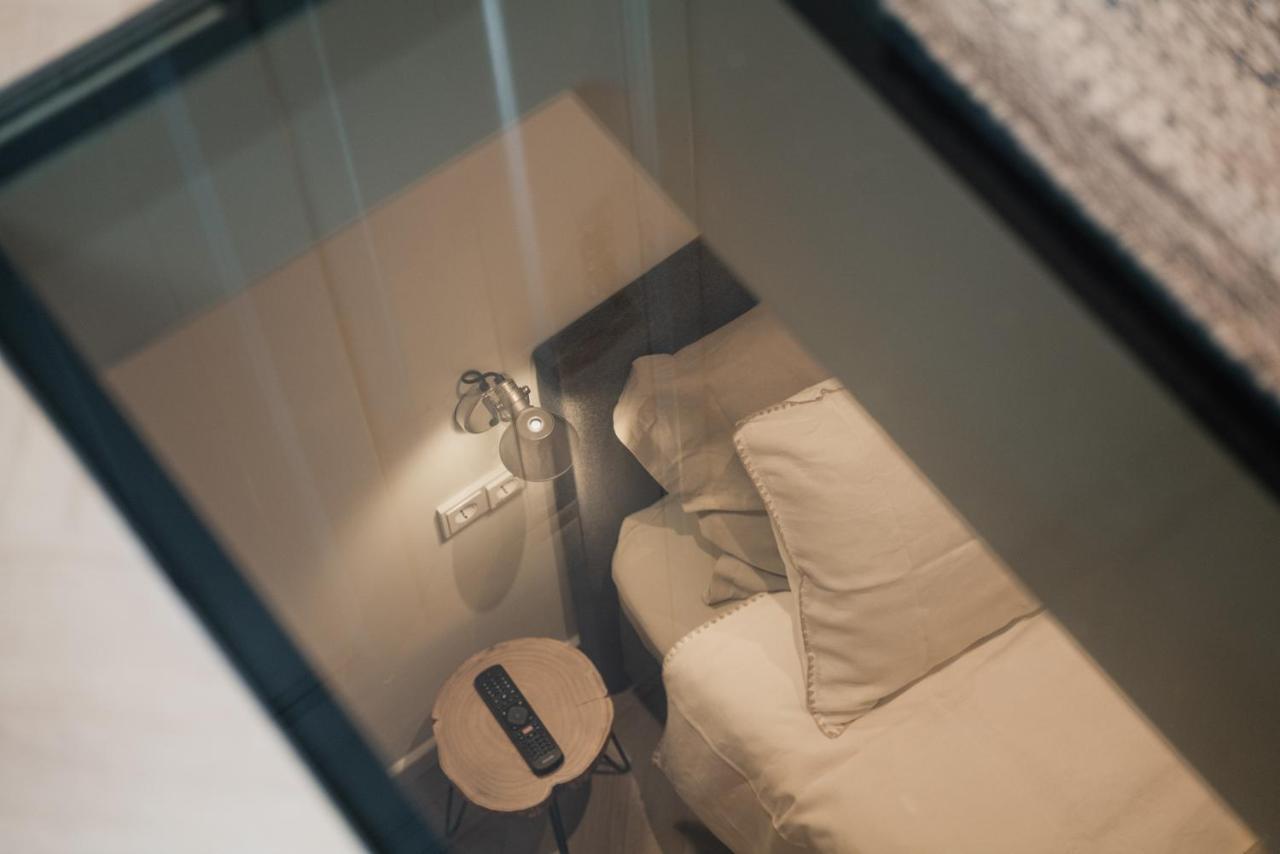 Leidse Square 5 Star Luxury Bed and breakfast 4*